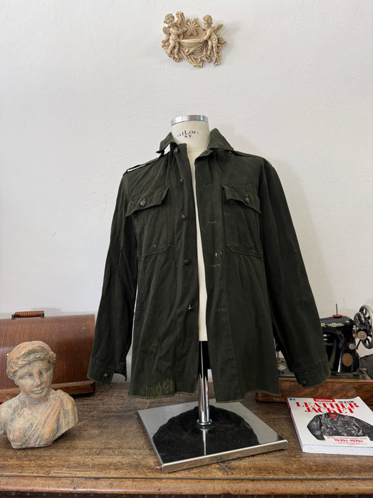 Vintage 80’s Faded Hungarian Army Shirt “M/L”