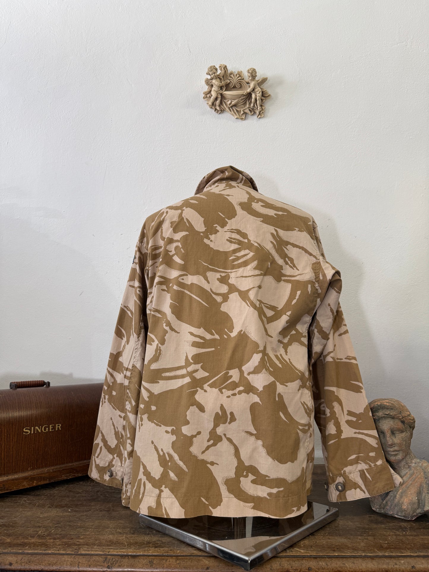 Vintage British Army Dpm Jacket “L/XL”