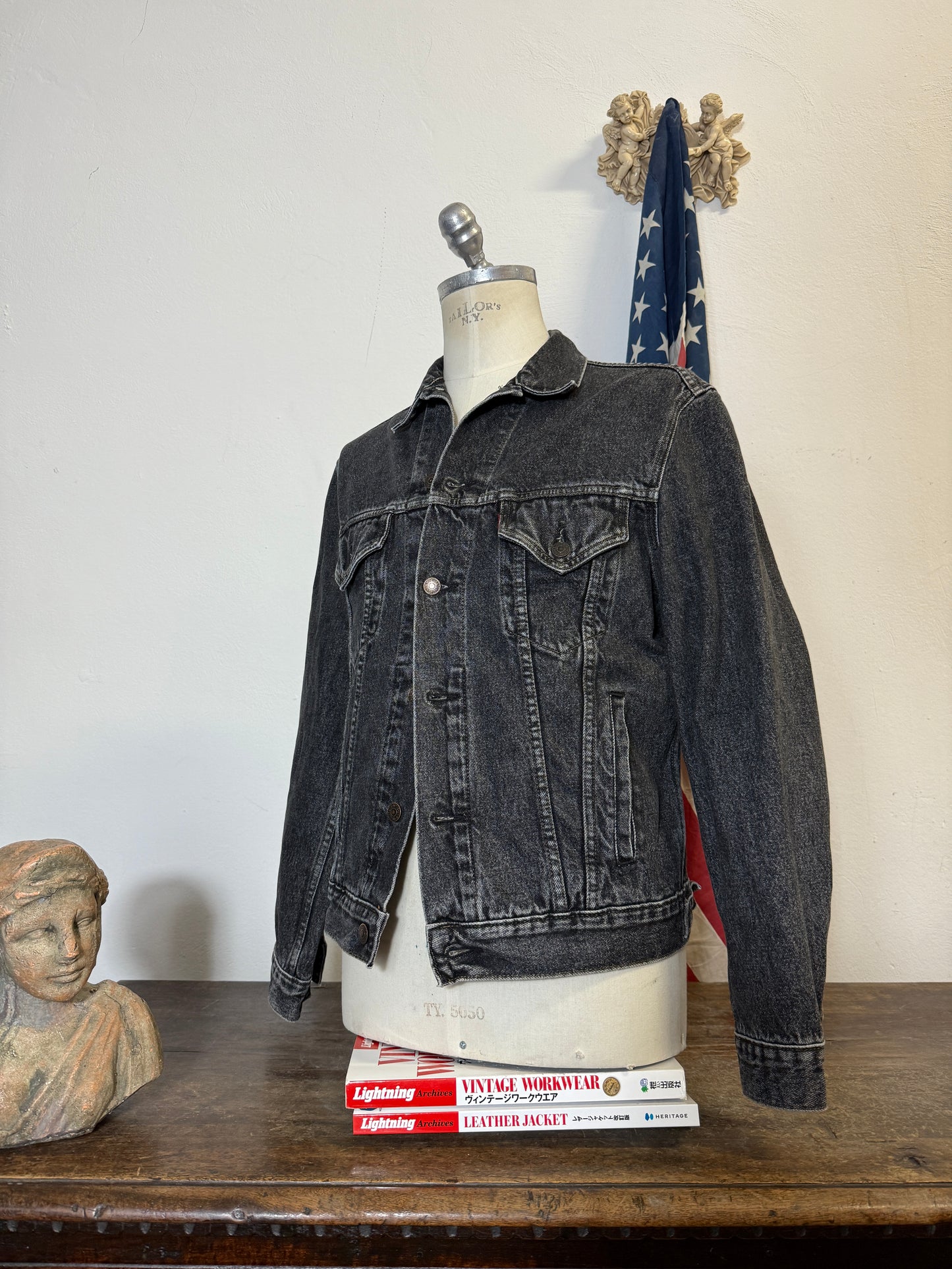Vintage Levi’s Jacket “M”