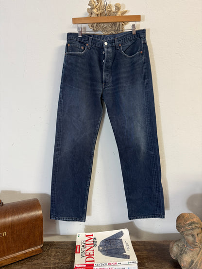 Vintage Levi’s 501 Made in Usa “W33 L30”