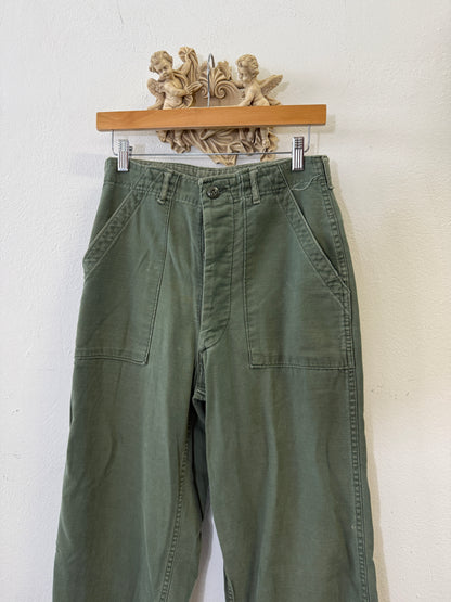 Vintage Fatigue Pants Us Army “W28”