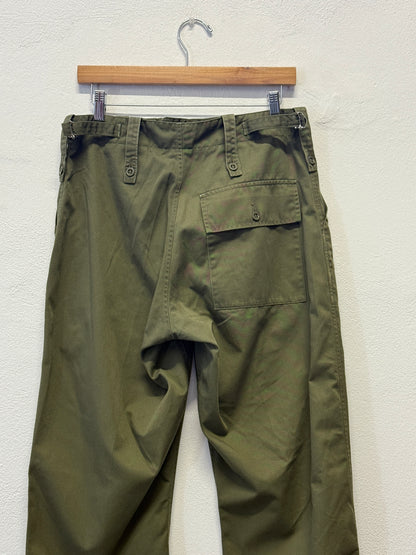 Vintage British Fatigue Army Pants “W31”