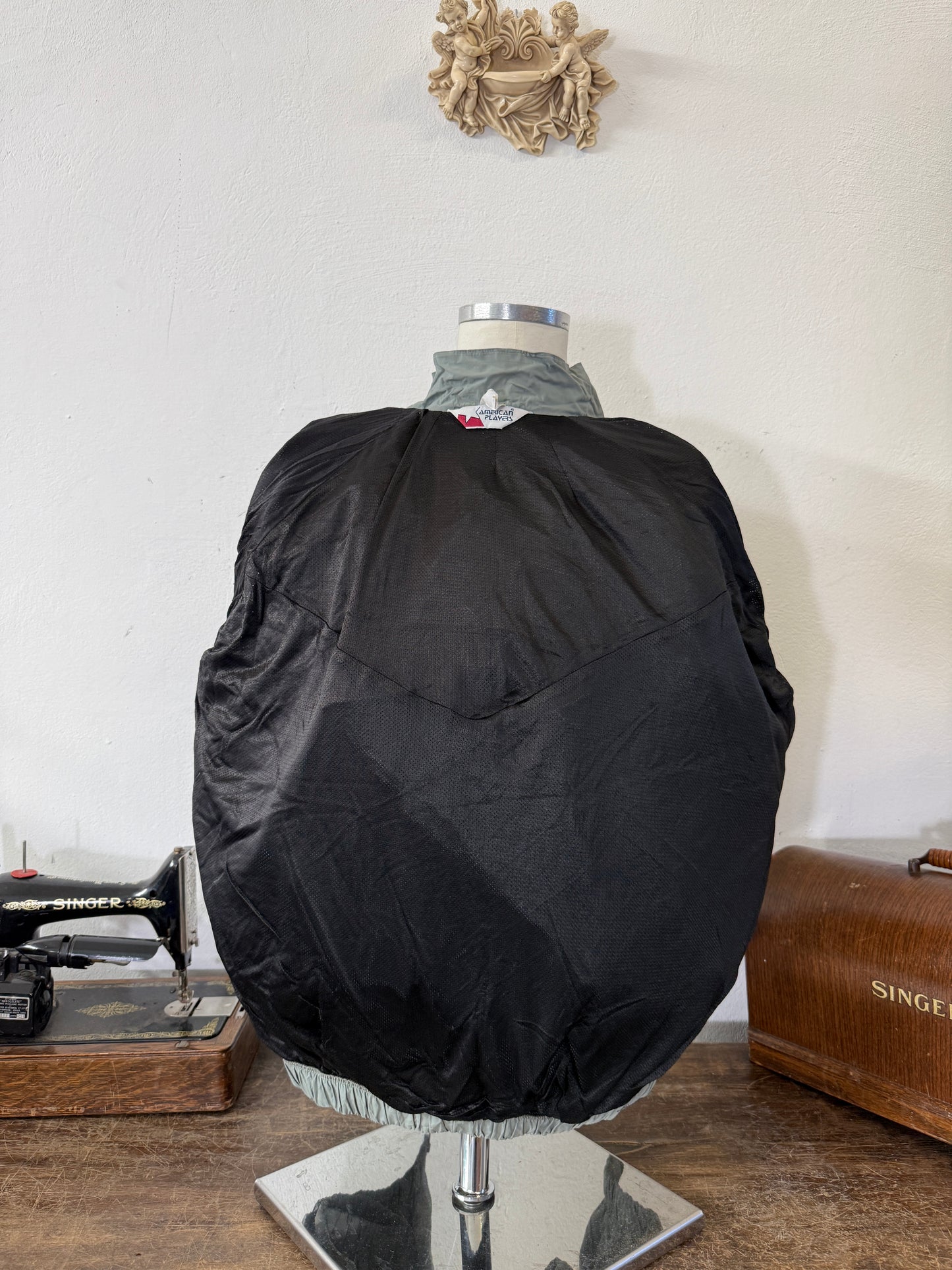 US Army IPFU Reflective Windbreaker – Training Uniform Jacket “L/XL”