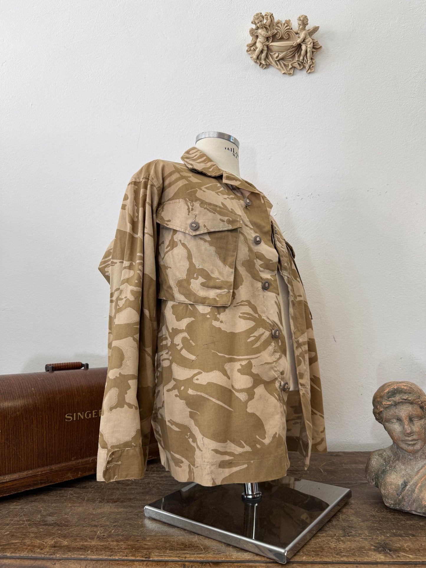 Vintage British Army Dpm Jacket “M”