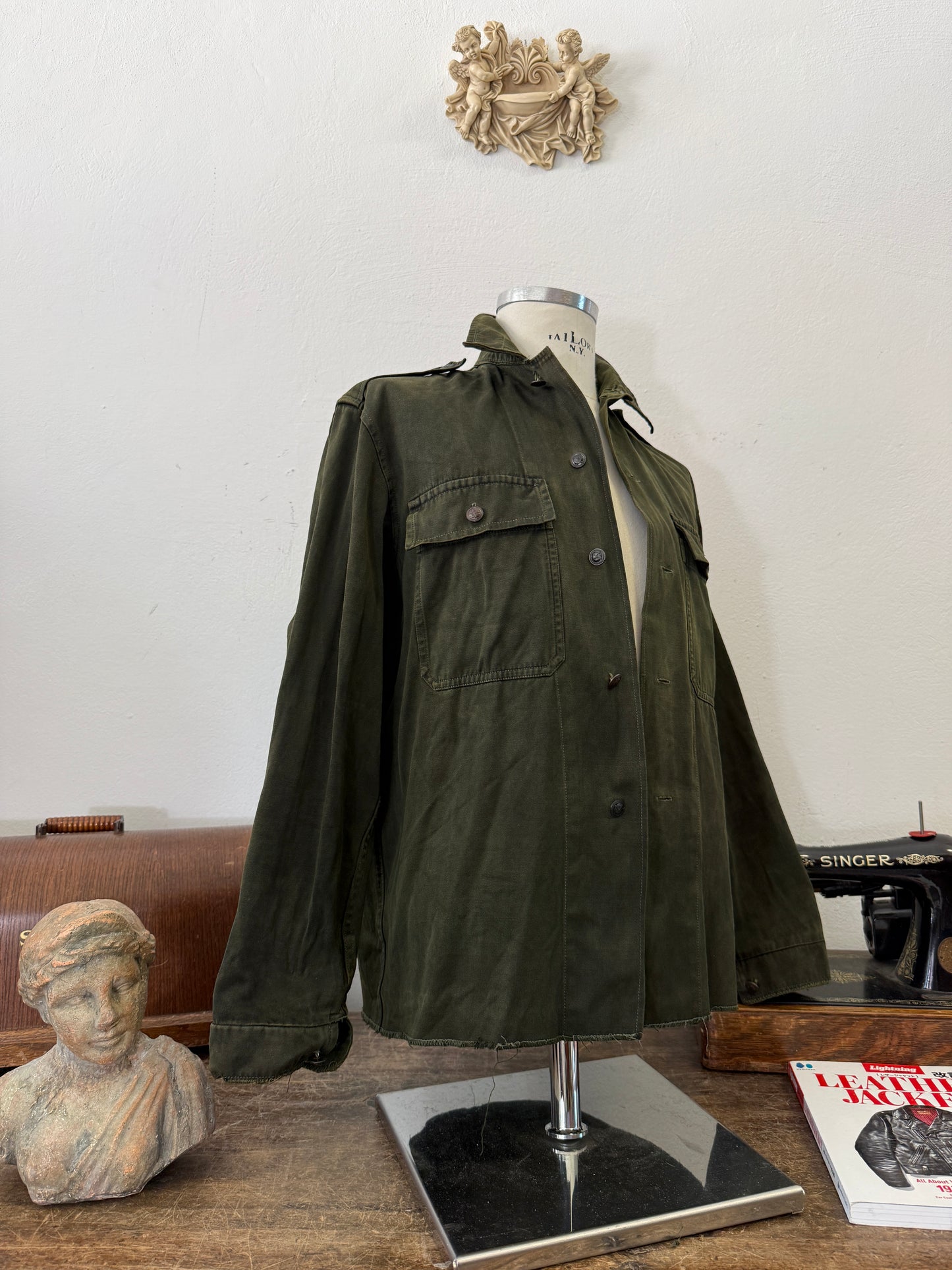 Vintage 80’s Faded Hungarian Army Shirt “L”