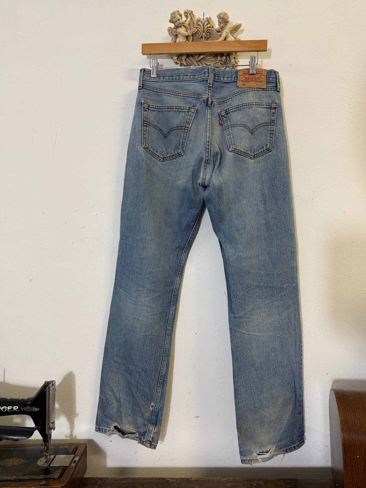 Vintage Levi’s 501 “W32 L32”