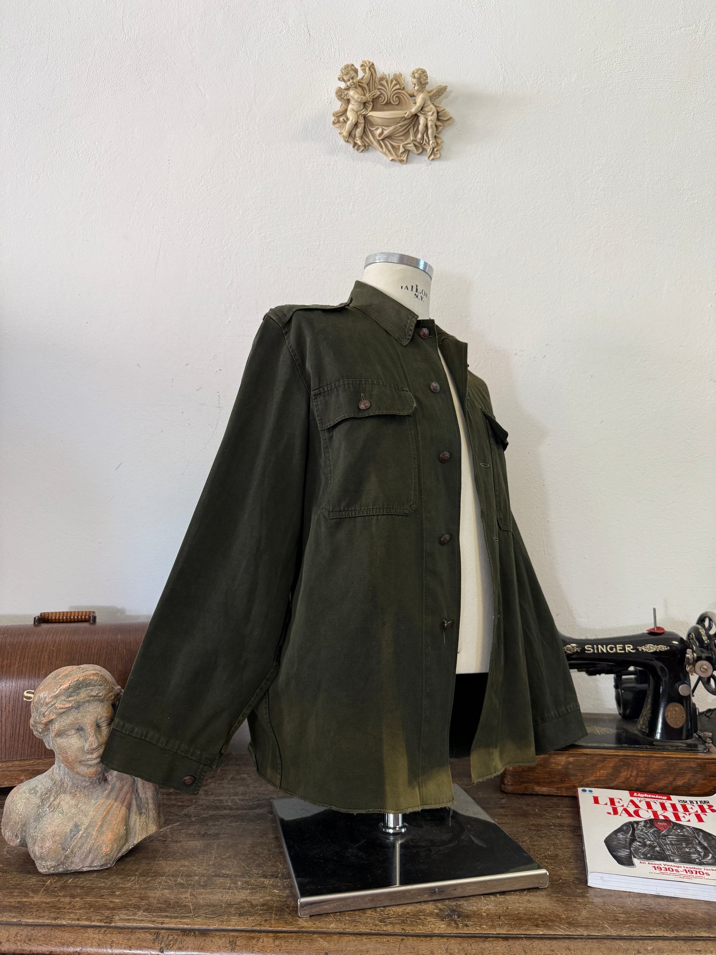 Vintage 80’s Faded Hungarian Army Shirt “L”