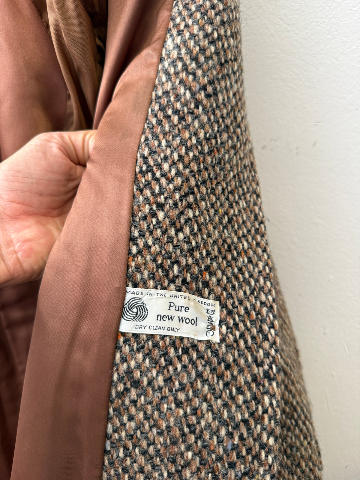 Vintage Woman Aquascutum Coat “L/XL”