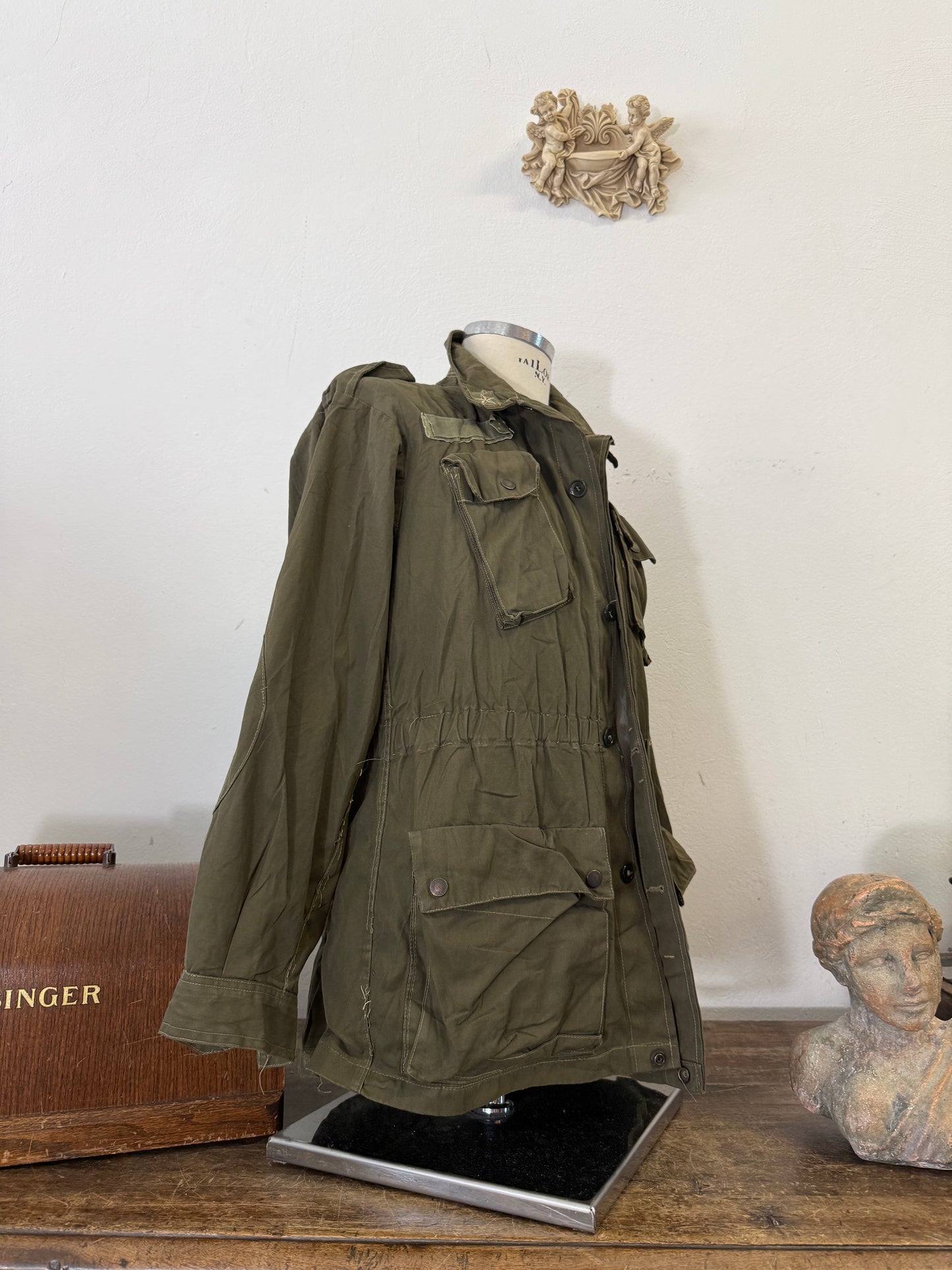 Vintage 80’s Italian Army Jacket “M”