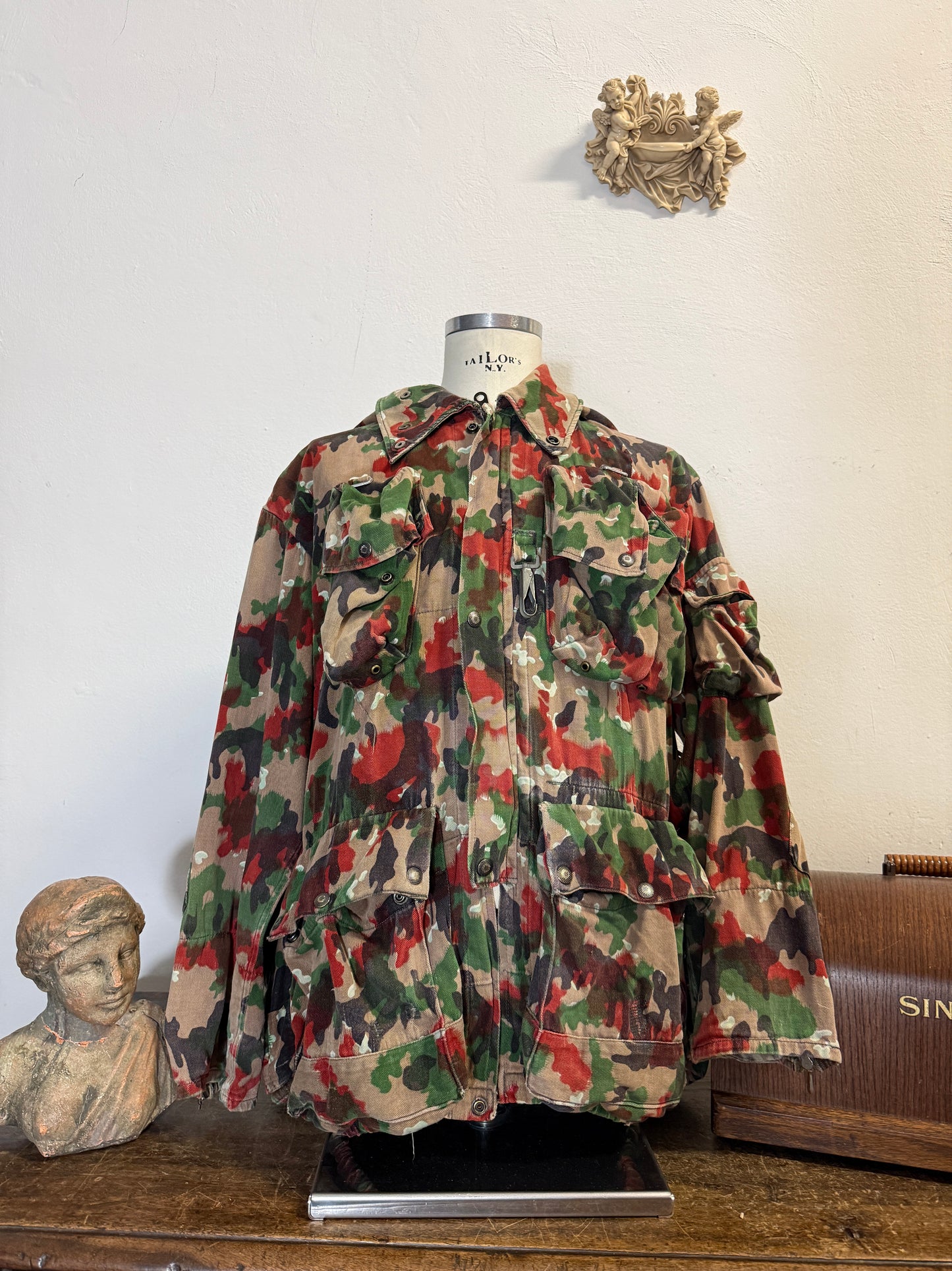 Vintage Swiss Army Camo Jacket M70 “L/XL”