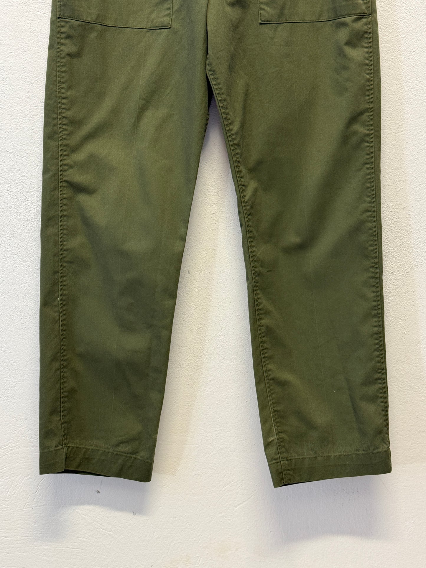Vintage British Fatigue Army Pants “W32”