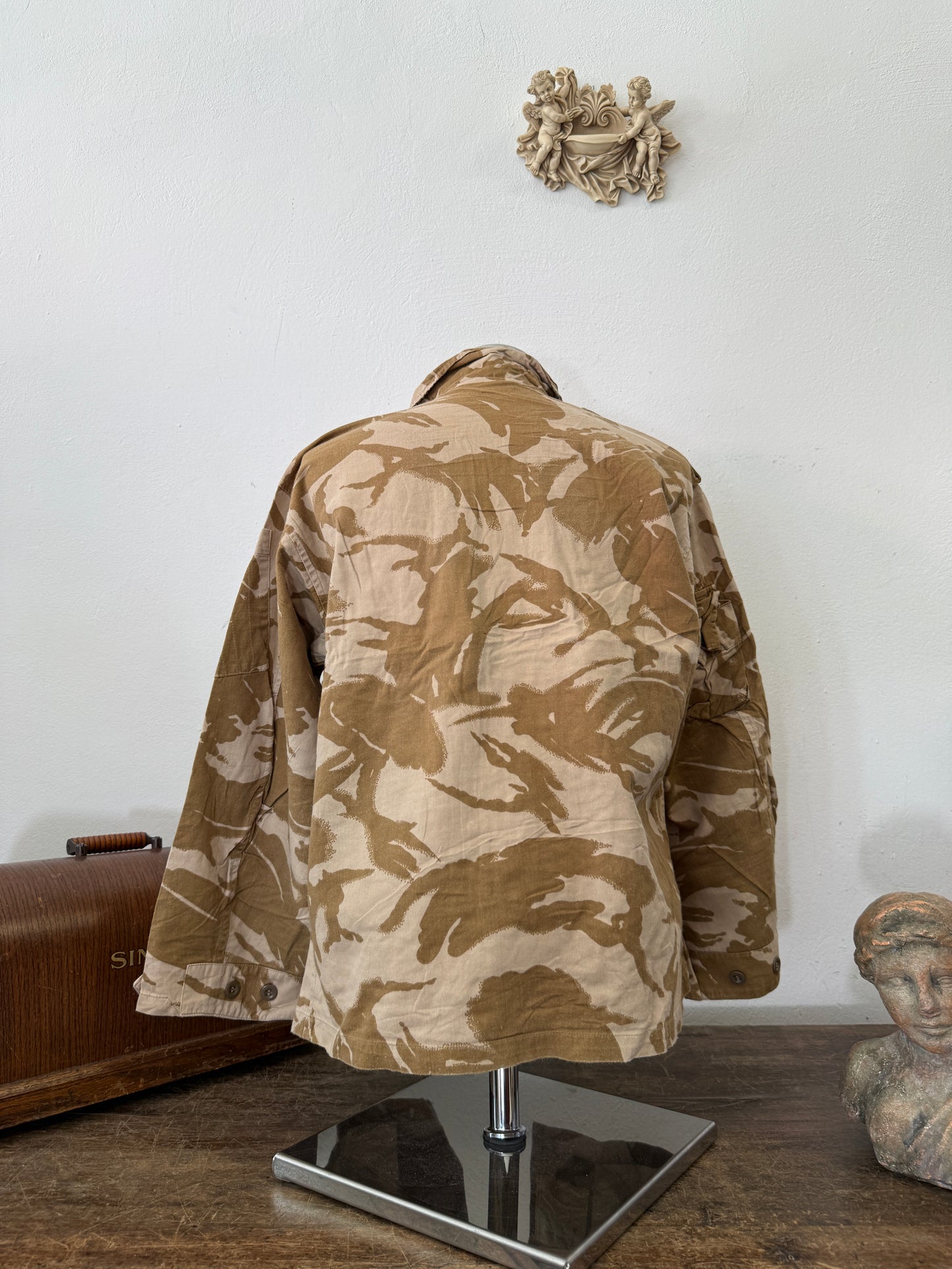 Vintage British Army Dpm Jacket “M”