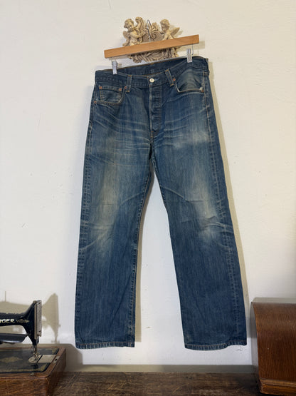 Vintage Levi’s 501 “W34 L32”