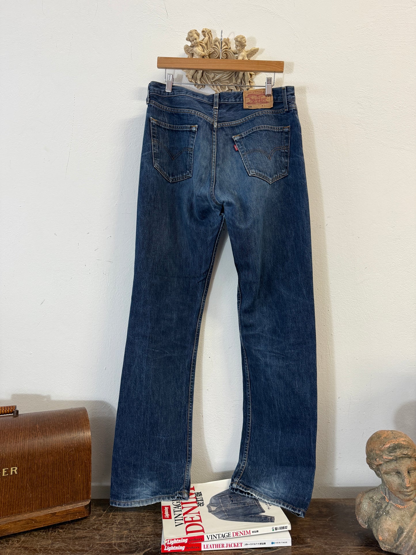 Vintage Levi’s 501 “W34 L34”