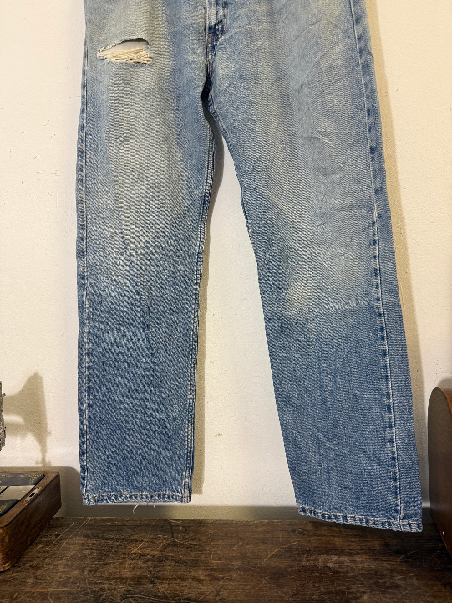 Vintage Levi’s 505 “W35 L34”