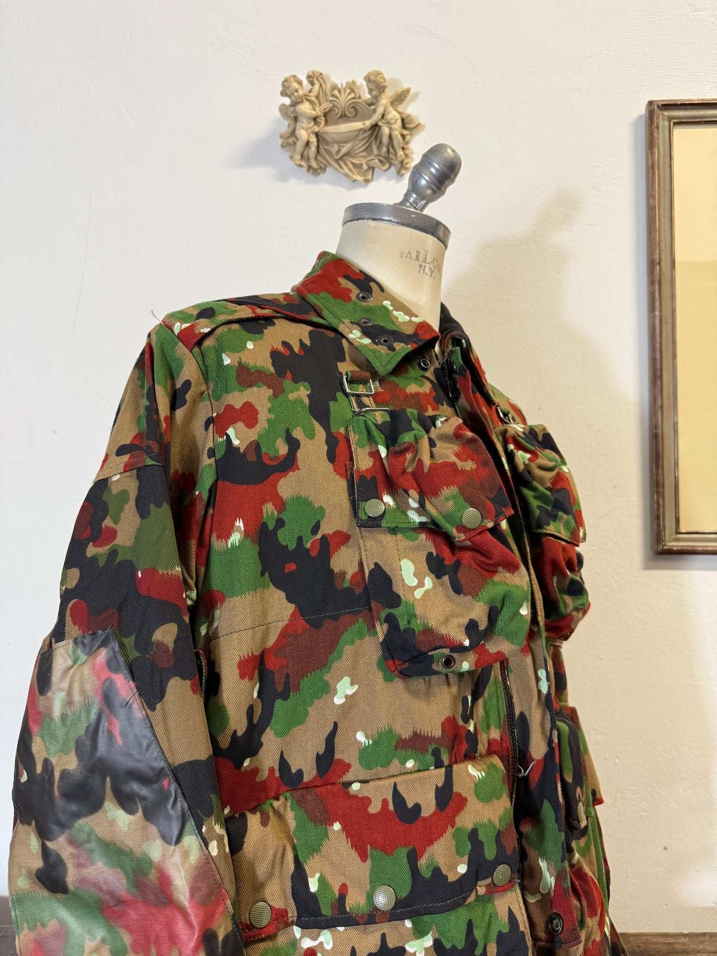Vintage Swiss Army Camo Jacket M70 “L”