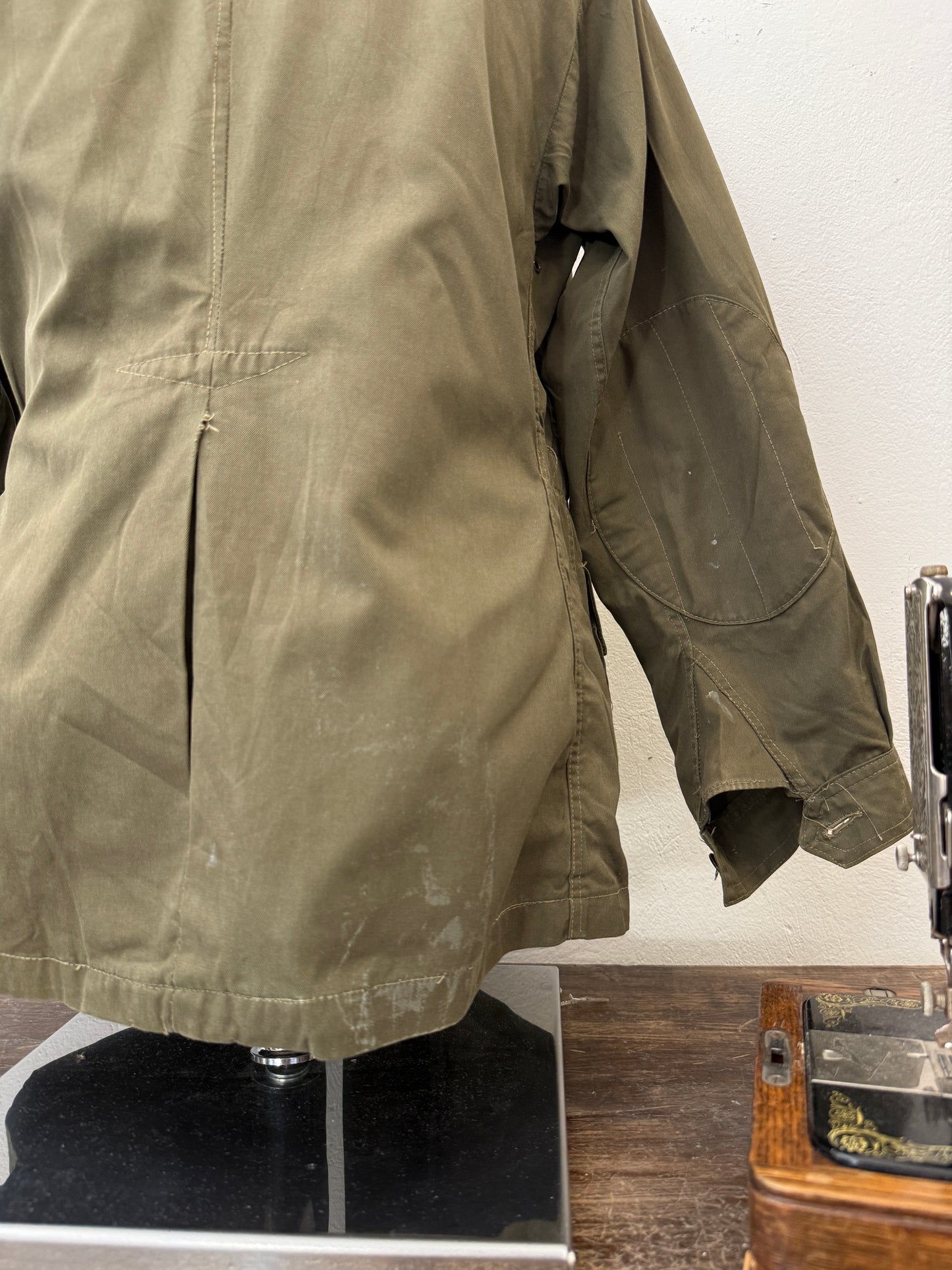 Vintage 80’s Italian Army Jacket “M”