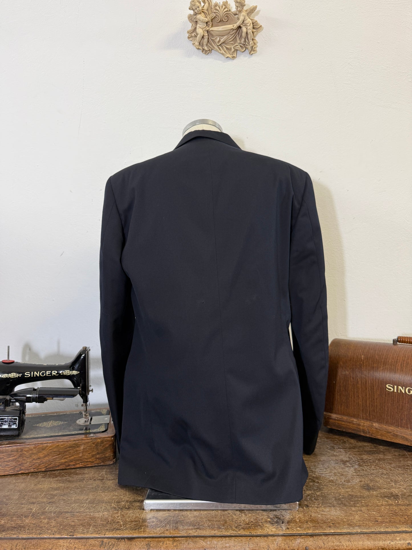 Vintage 00’s Italian Navy Double Breasted Jacket “XL”