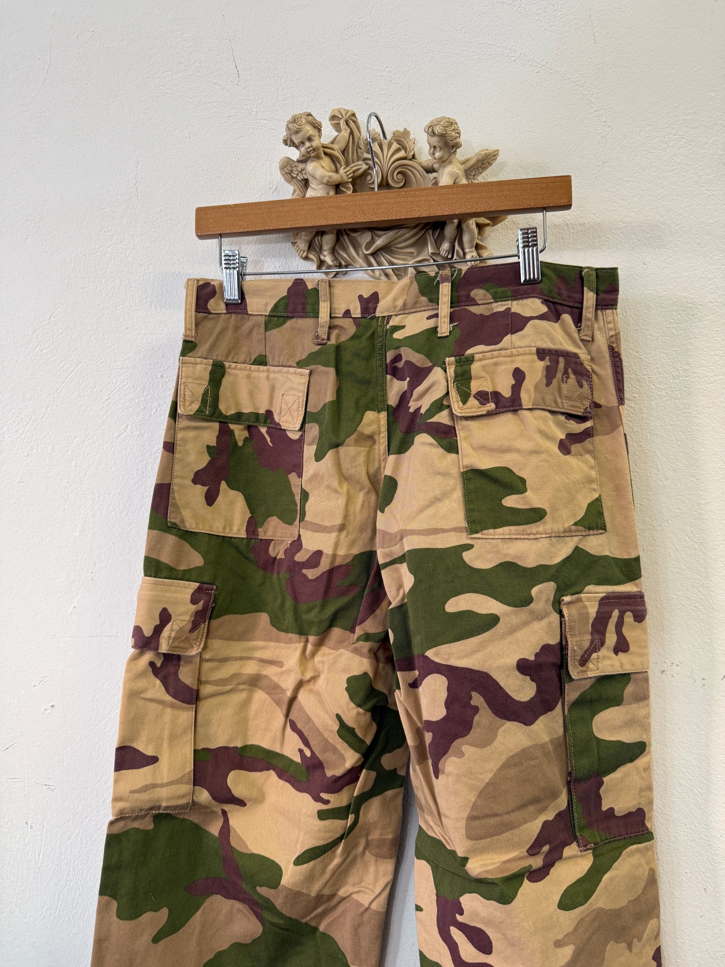 Vintage Italian Army Cargo Pants “W33”