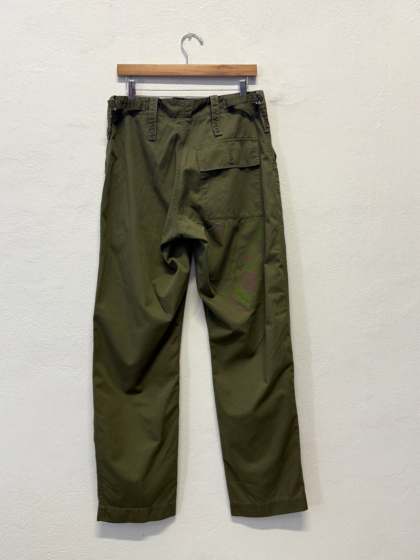 Vintage British Fatigue Army Pants “W31”