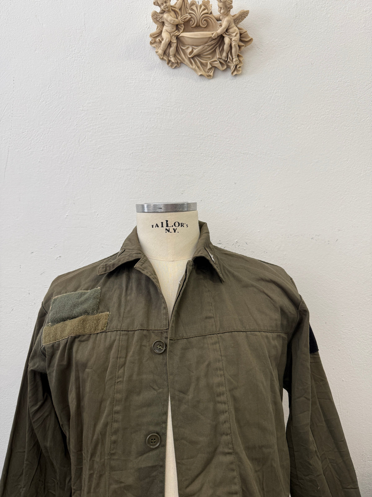 Vintage 80’s Italian Army Jacket “L”