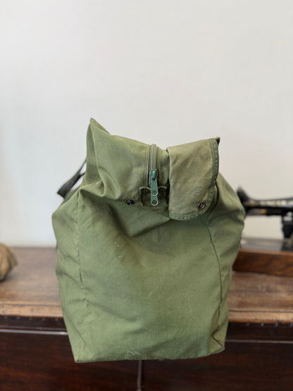 Vintage Nylon Us Flyers Kit Bag