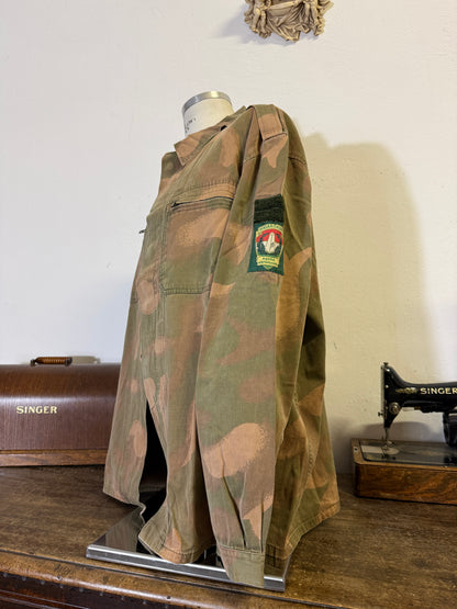 Vintage 90’s Hungarian Army Overshirt “XL”