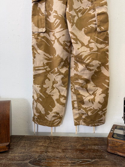 Vintage British Army Camo Cargo Pants “W30”