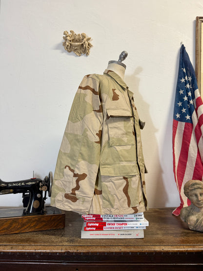 Deadstock BDU Camo Jacket Rip Stop US Army –  Faded “L/XL”