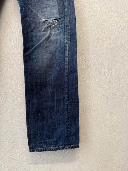 Vintage Levi’s 501 “W34 L32”