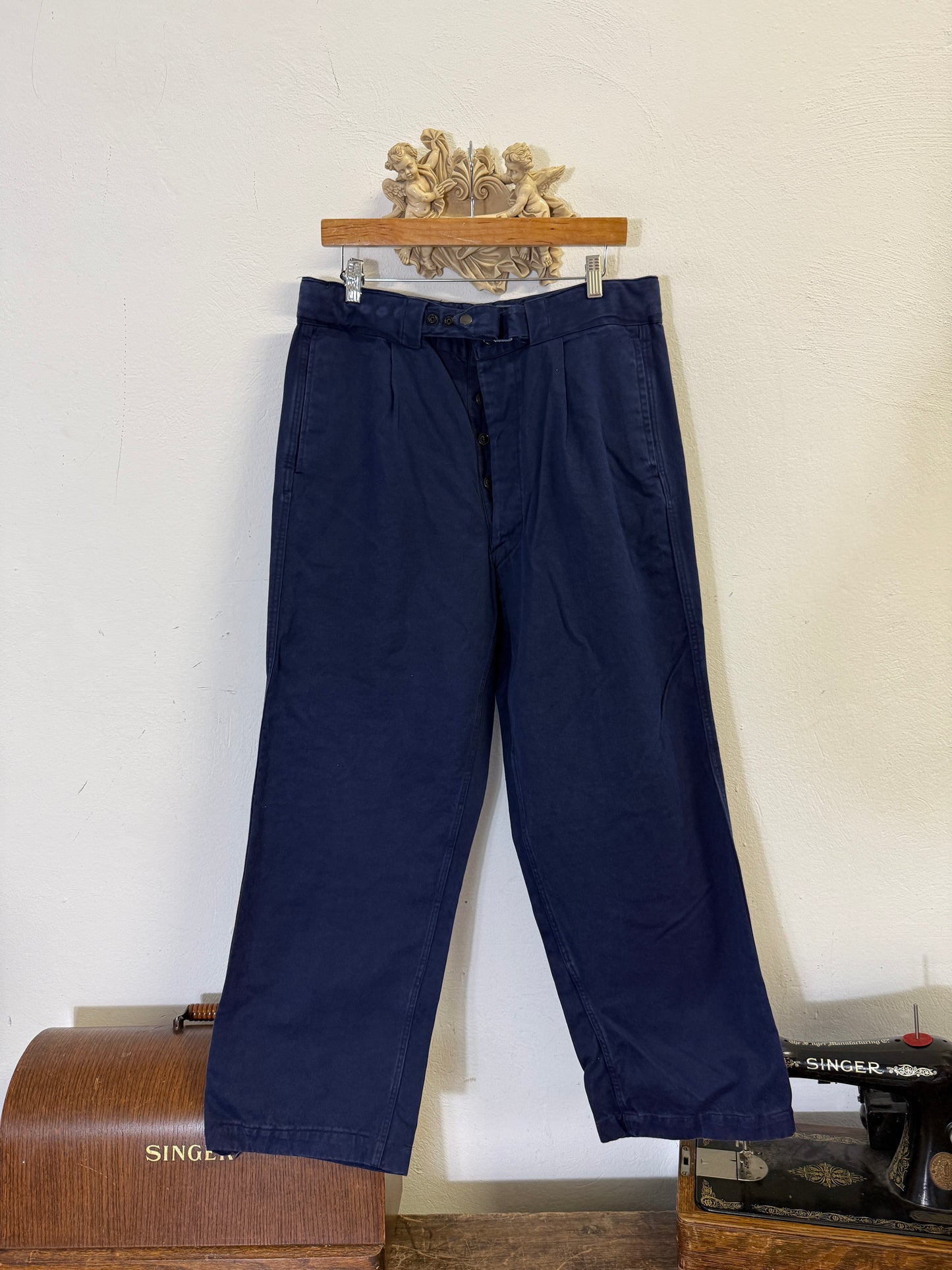 Vintage 80’s Italian Navy Pants “W34”