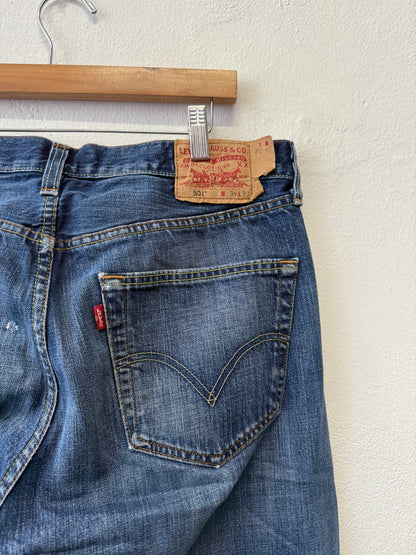 Vintage Levi’s 501 “W34 L32”