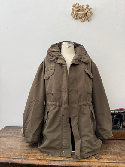 Vintage 90’s Austrian Army Jacket “XL”
