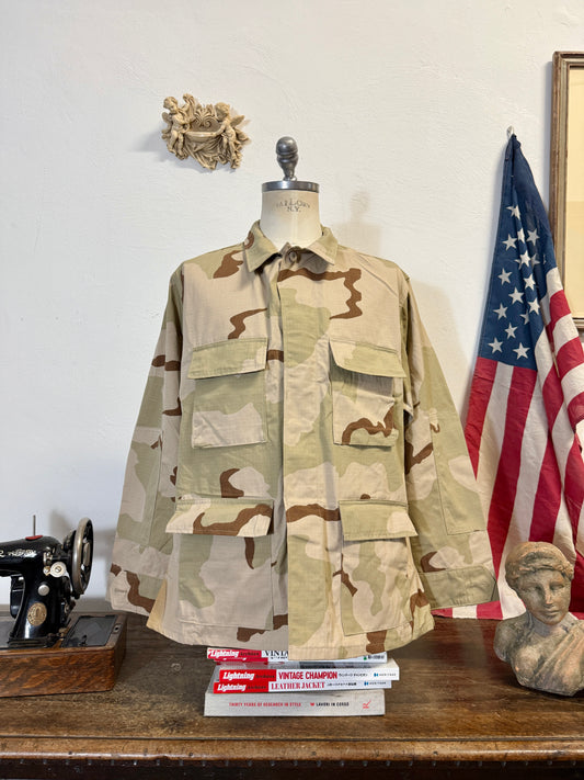 Deadstock BDU Camo Jacket Rip Stop US Army – Shoulder Faded “L/XL”