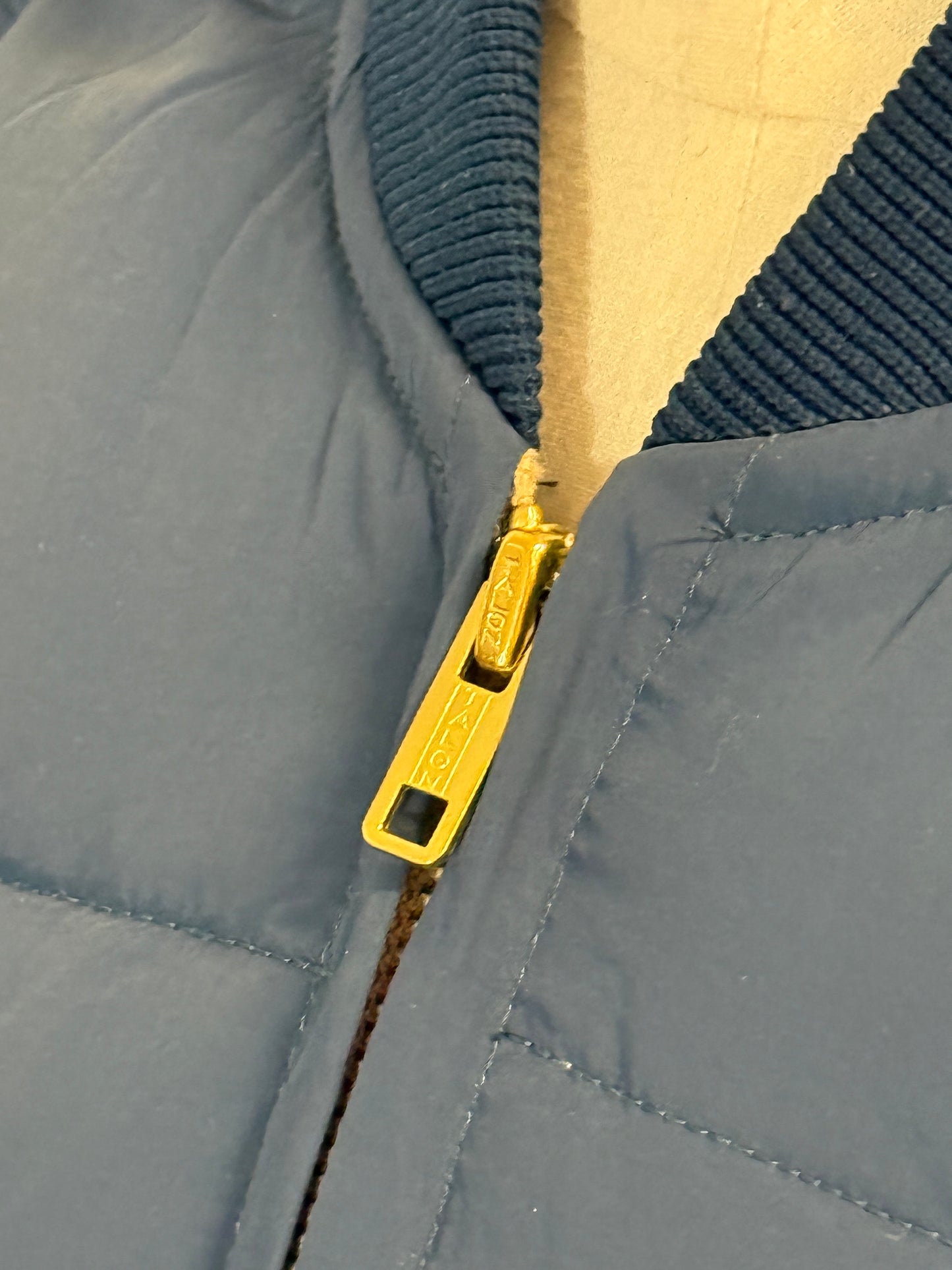 Chesapeake’s Down Vest Seattle - Deep Blue