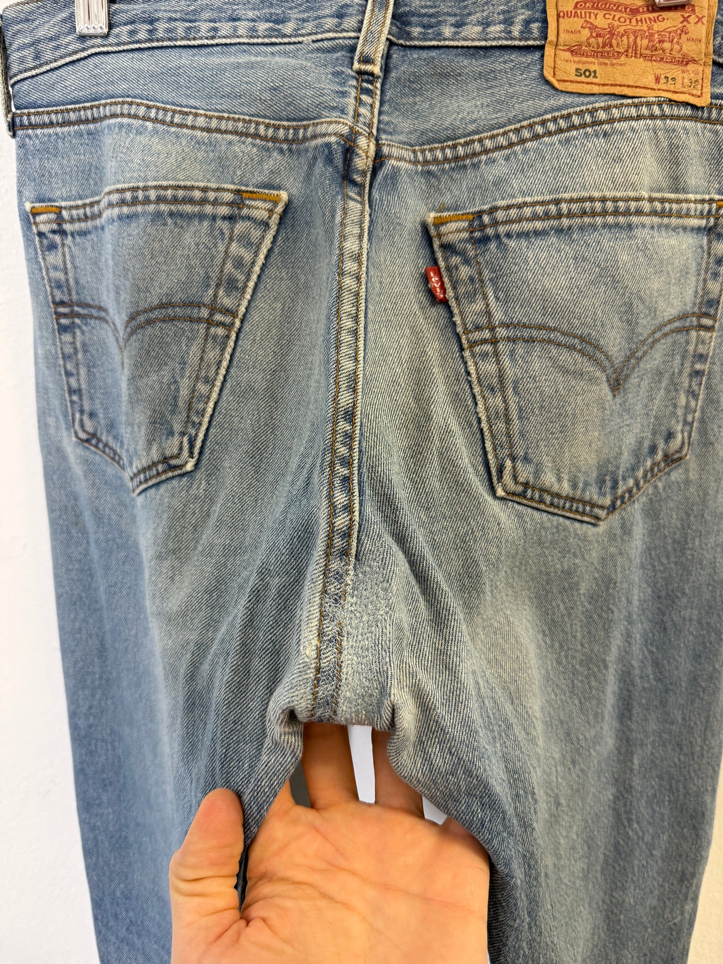 Vintage Levi’s 501 “W32 L32”