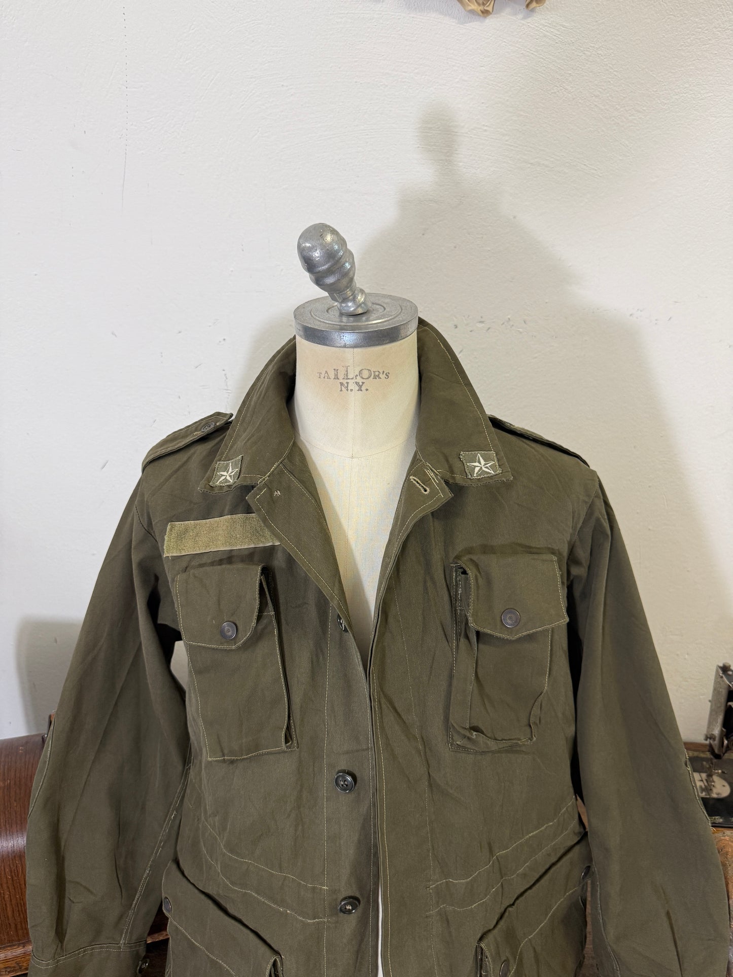 Vintage 80’s Italian Army Jacket “M”
