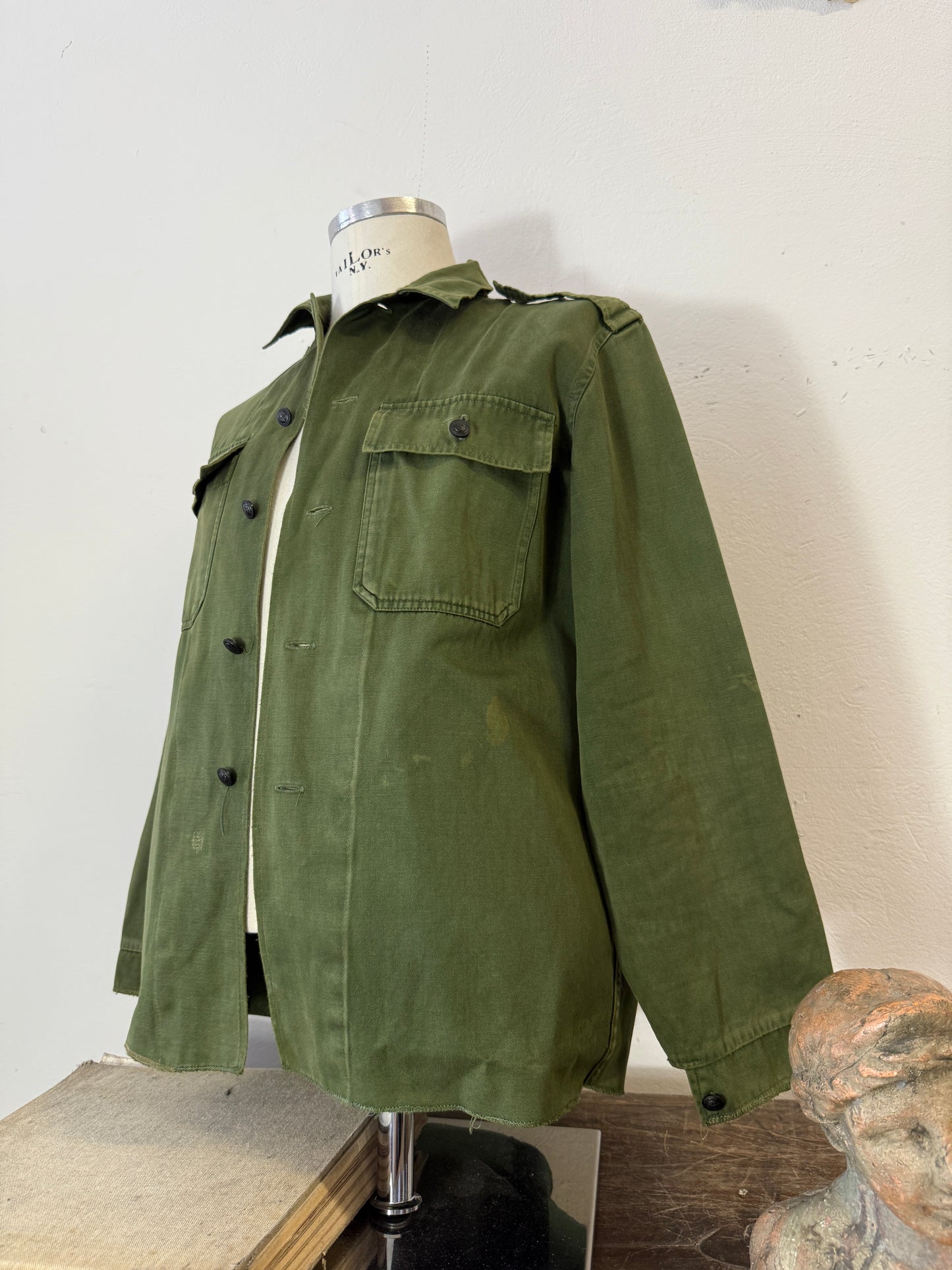 Vintage 80’s Hungarian Army Shirt “M”