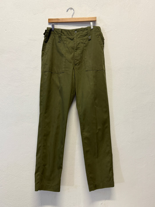 Vintage British Fatigue Army Pants “W34”