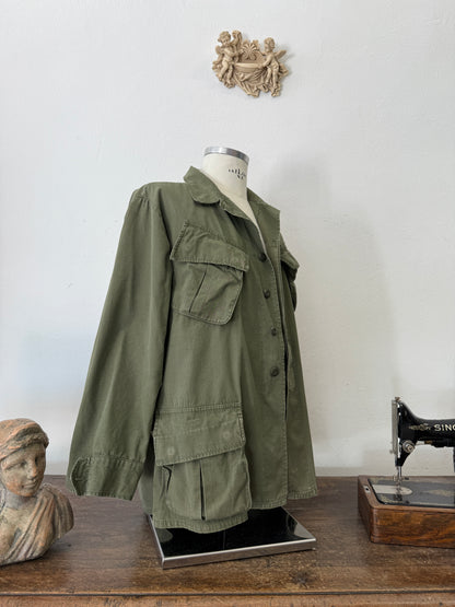 Vintage 60’s Jungle Jacket Rip Stop Us Army “M/L”
