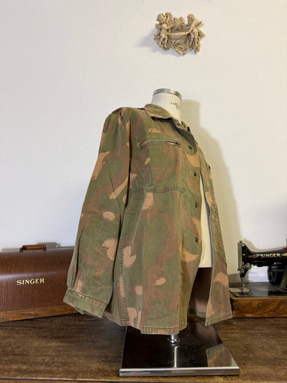 Vintage 90’s Hungarian Army Overshirt “L”