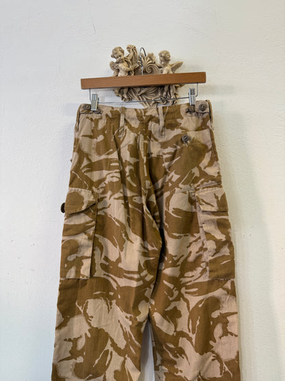 Vintage British Army Camo Cargo Pants “W30”