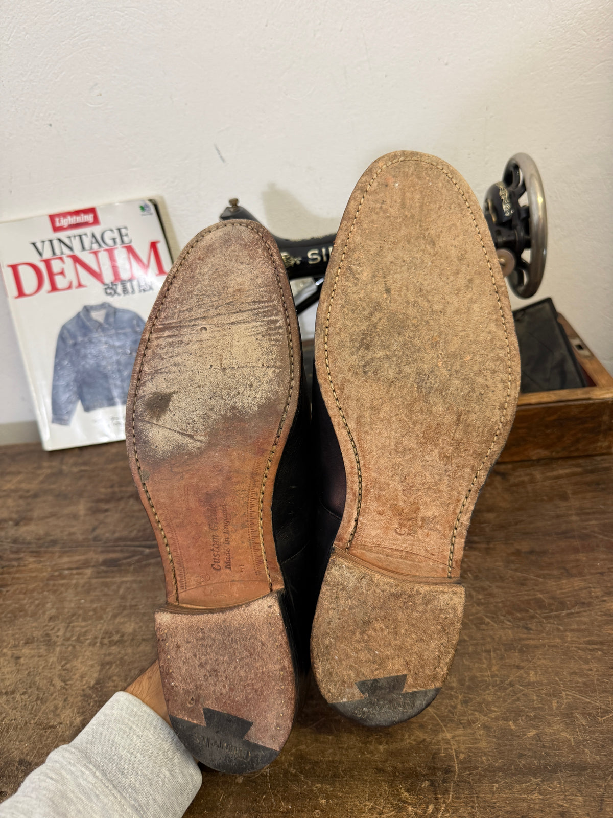 Used Church’s Men’s Black Leather Oxford Shoes – Made in England – UK Size 10