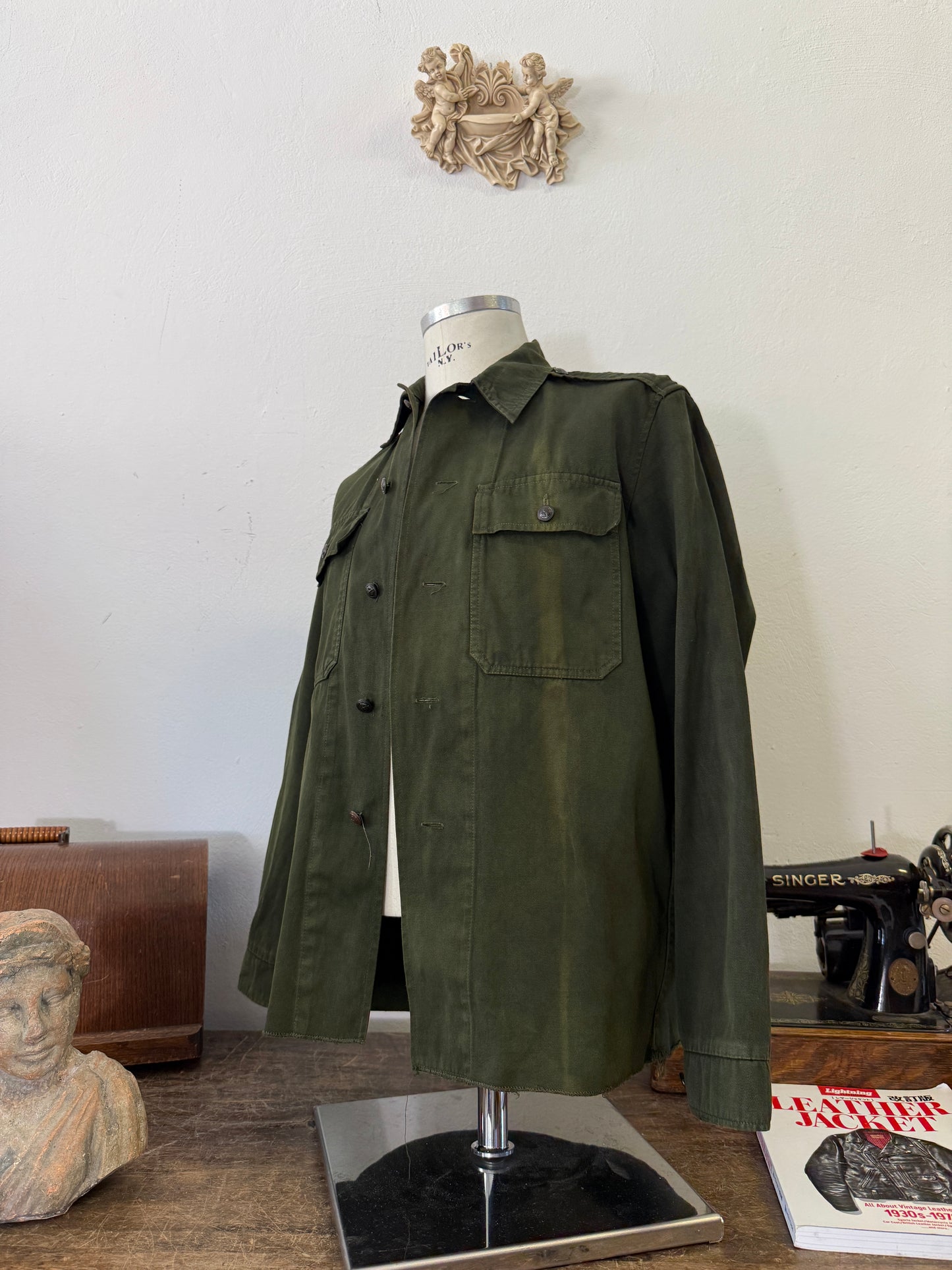 Vintage 80’s Faded Hungarian Army Shirt “M”