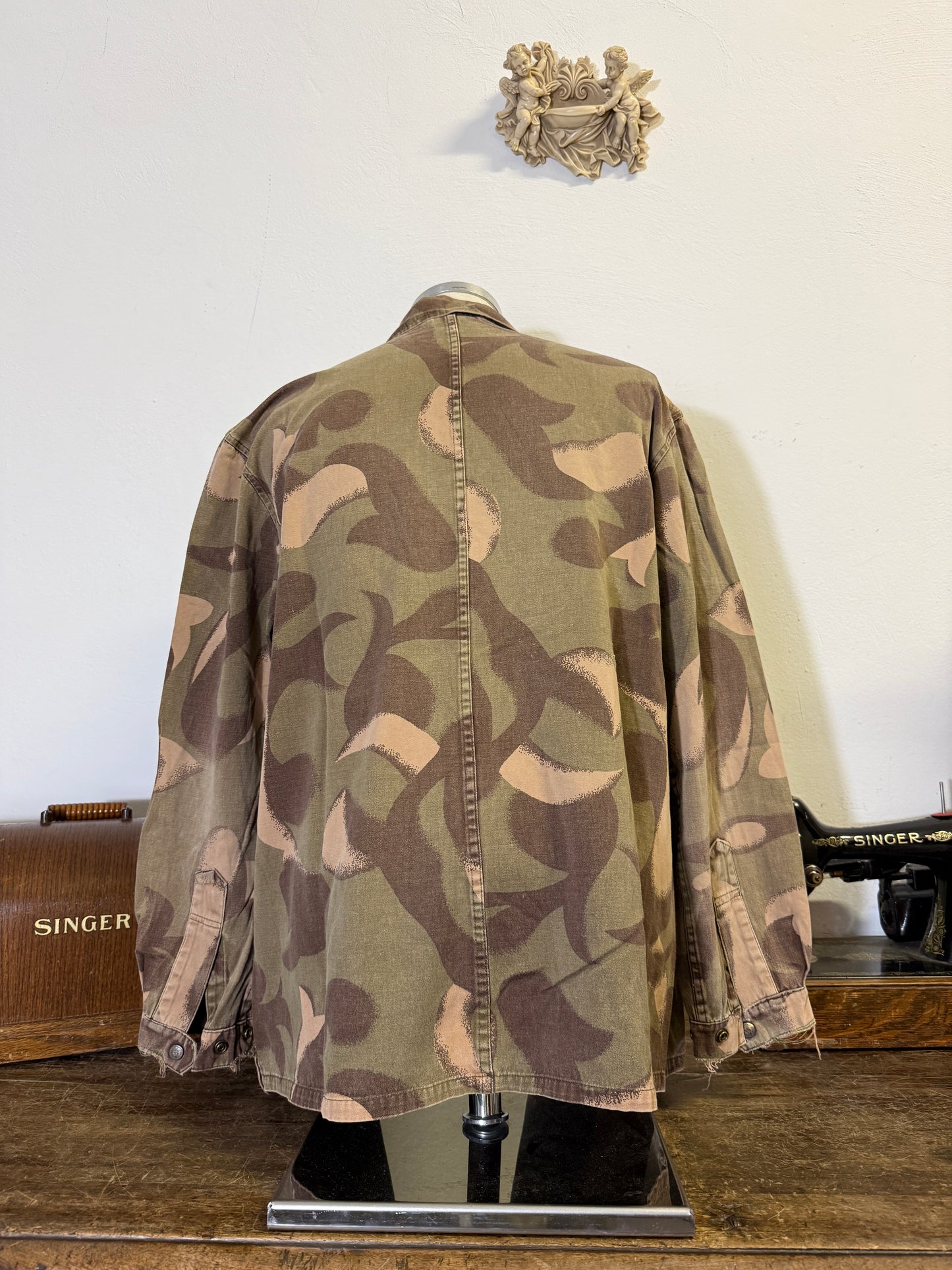 Vintage 90’s Hungarian Army Overshirt “L”