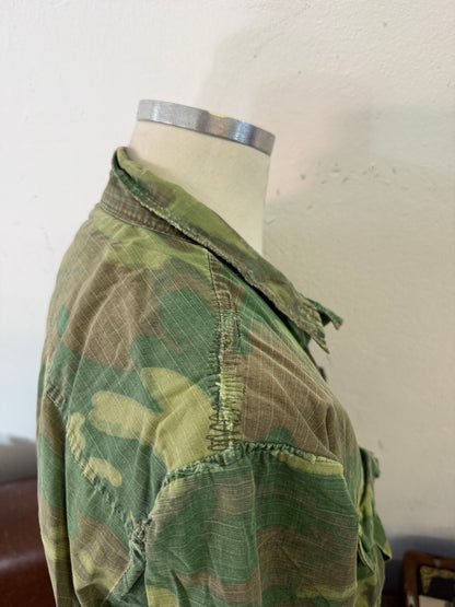Vintage 1970-80s ERDL Camouflage Pattern Hot Weather Jacket Ripstop “S/M”