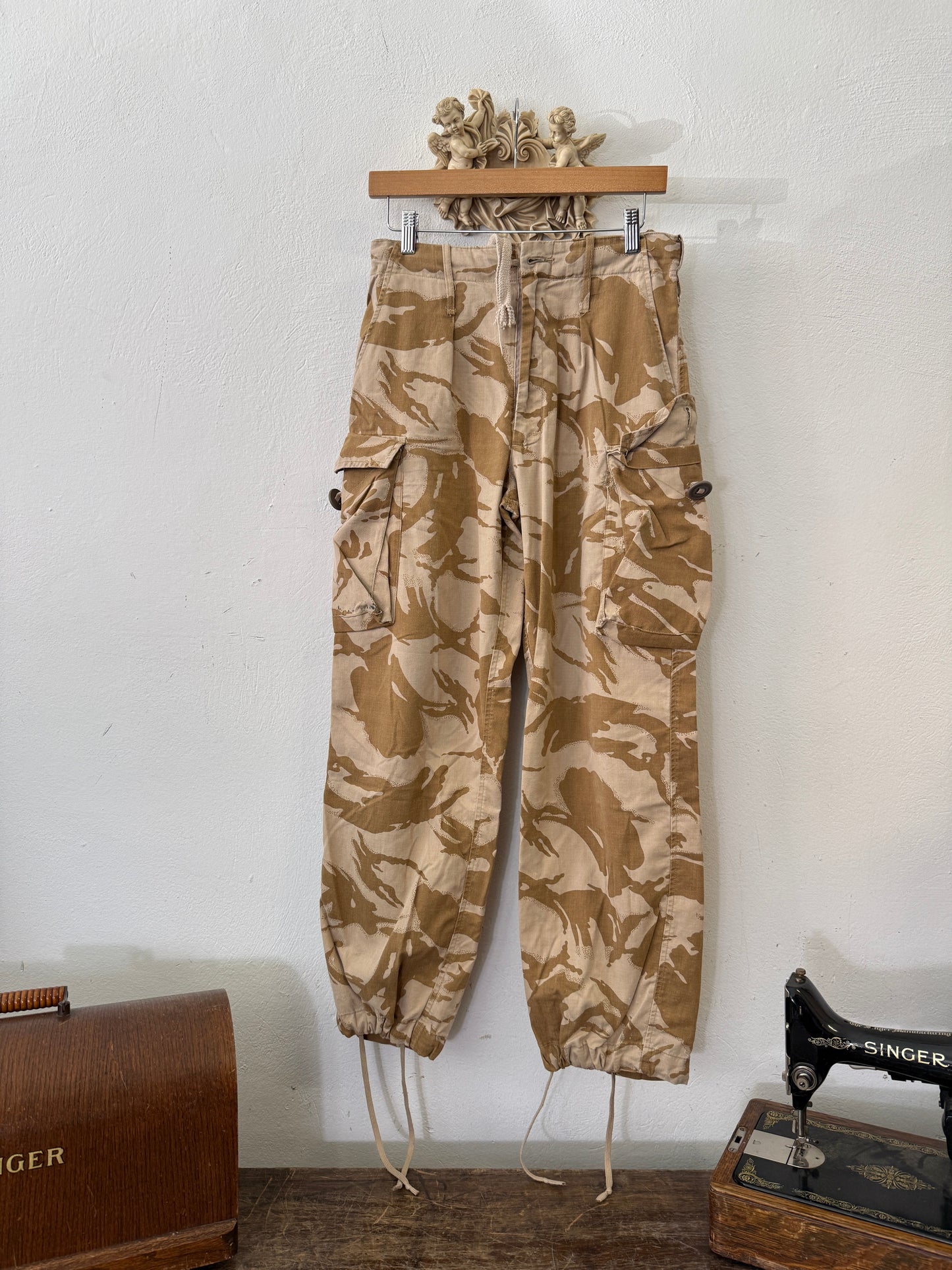 Vintage British Army Camo Cargo Pants “W31”