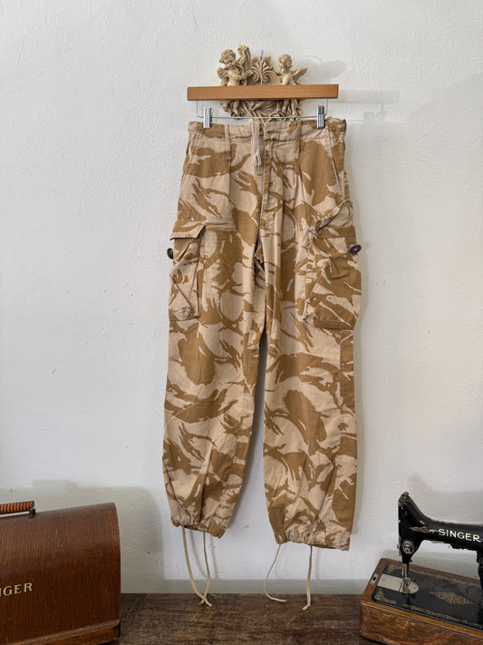 Vintage British Army Camo Cargo Pants “W31”