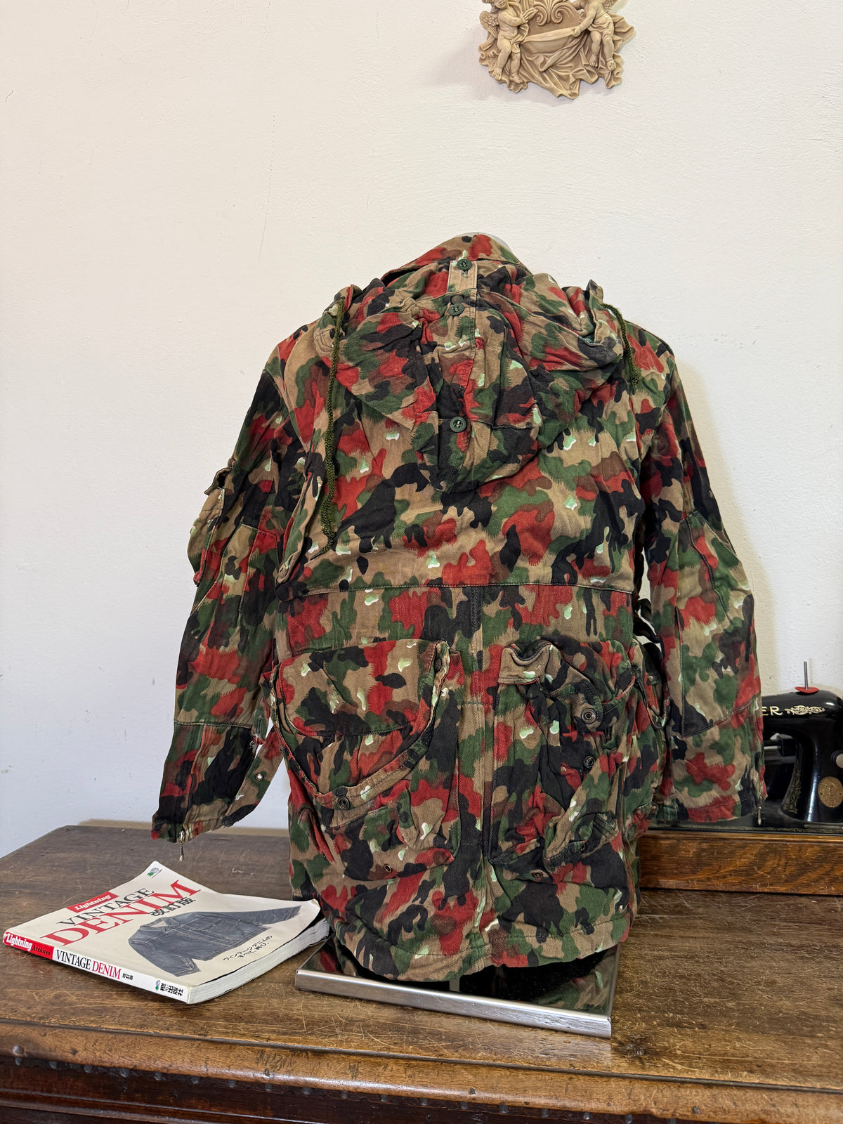 Vintage Swiss Army Camo Jacket M70 “M/L”