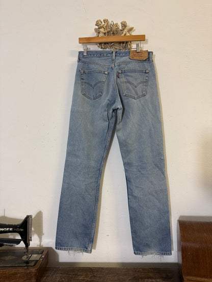 Vintage Levi’s 501 “W32 L32”